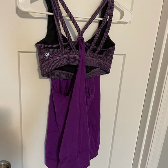 Lululemon Tank Top with attached sports bra - Picture 2 of 5